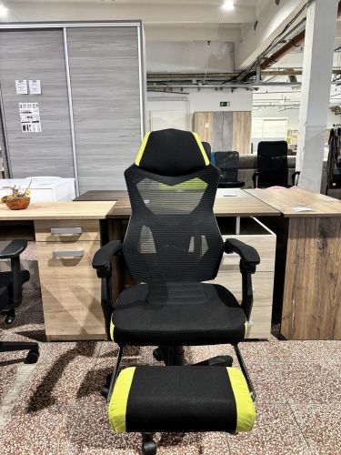 Jorden gamer szék lábtartós