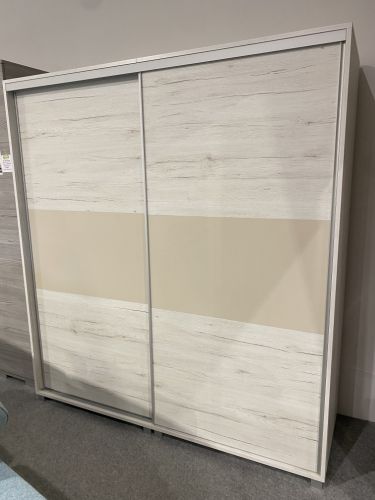 Bella 180-as gardrób